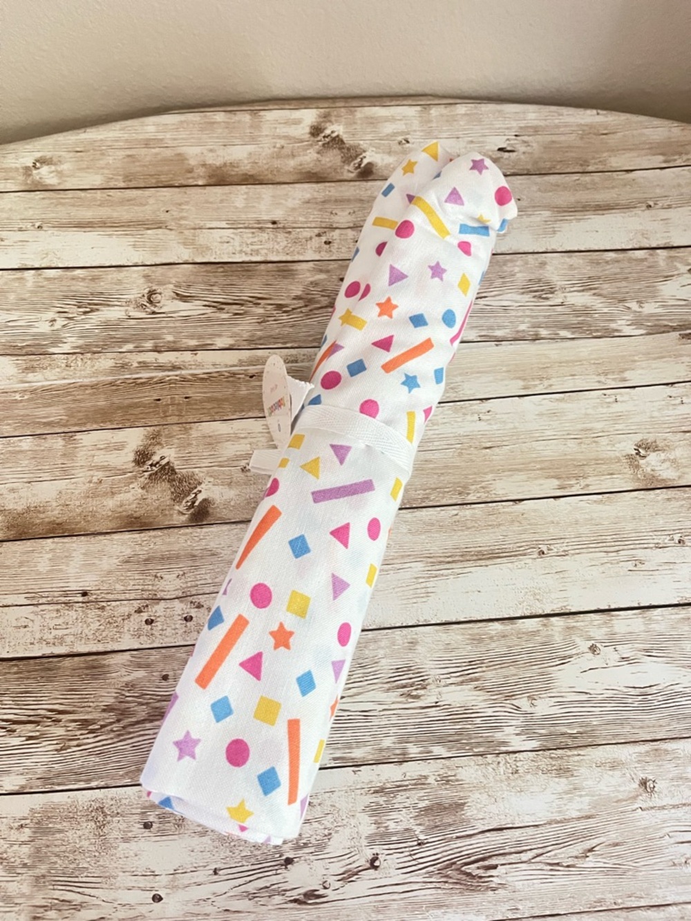 Target Bullseye Tablecloth Confetti🌸 - Picture 3 of 5